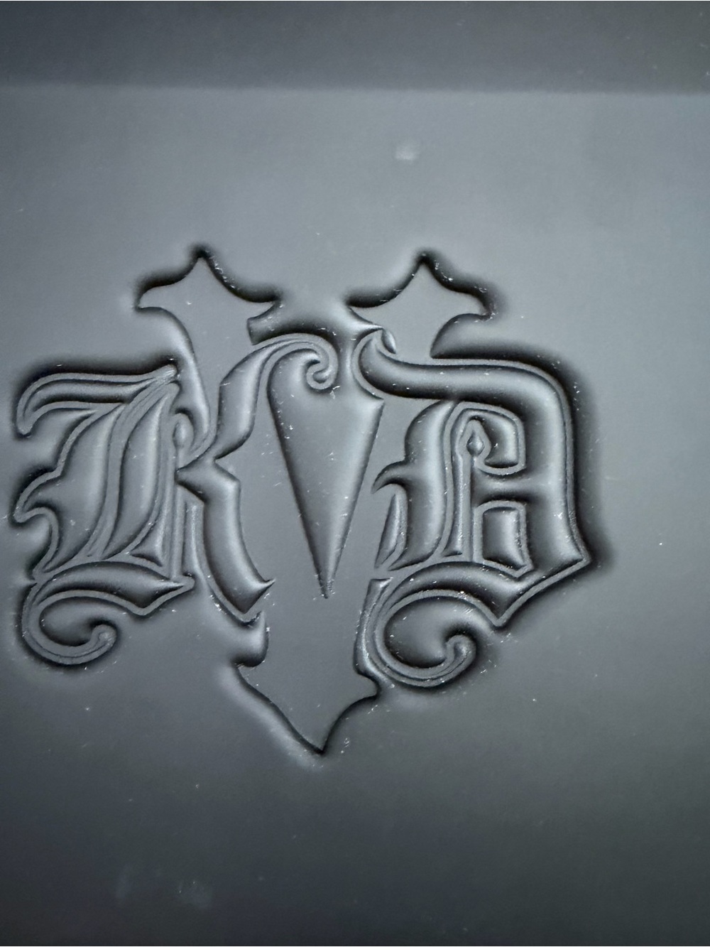 Kat Von D shade + Light obsession vault case only coffin monogram - Picture 3 of 8